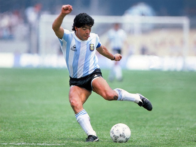 “Cau-be-vang”-Diego-Maradona