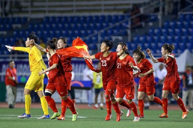 Doi-bong-da-nu-Viet-Nam-vo-dich-Sea-Game-6-lan