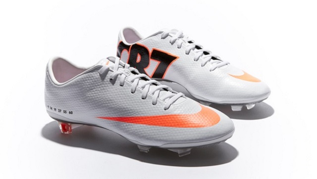 anh minh hoa mau giay da bong nike mercurial vapor ix cr se