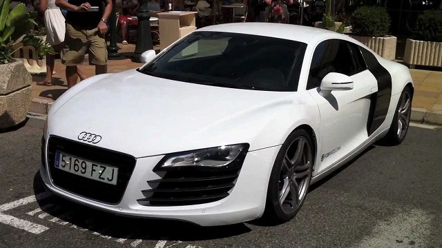 chiec-Audi-R8-V10-cua-nam-cau-thu-duoc-danh-gia-cao-ve-tham-my