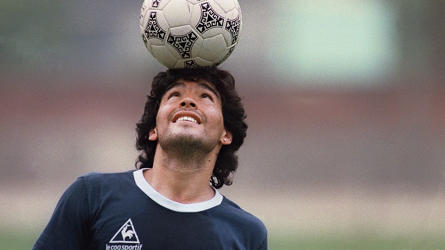 maradona-co-thien-phu-ve-bong-da-khi-con-rat-tre