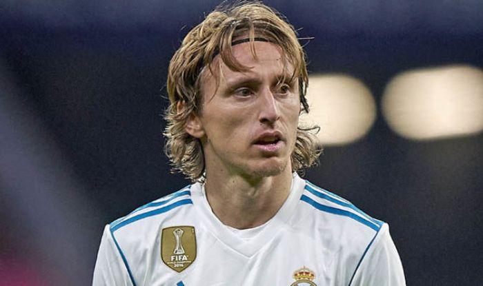 luka-modric-voi-kieu-toc-xoan-cham-vai