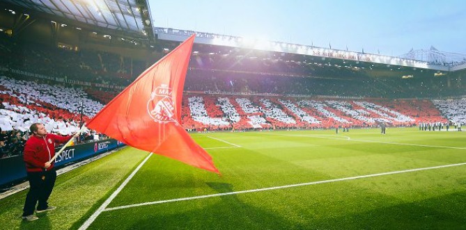 nhung-hinh-anh-Old -Trafford- Wallpaper-dep-nhat-1