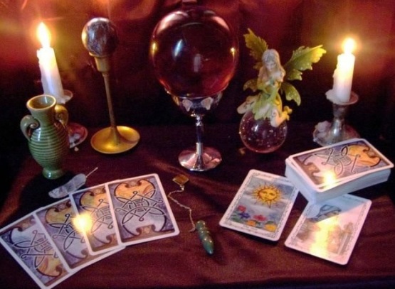 cach-to-chuc-buoi-hoc-xem-bai-tarot