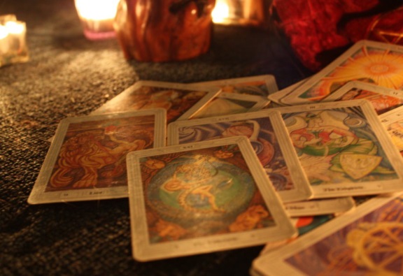  bói bài tarot có đúng không