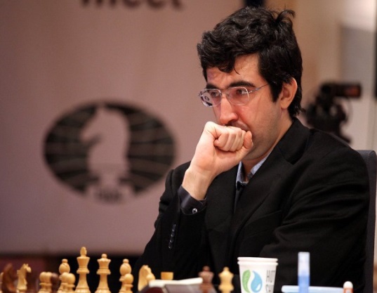 Vladimir- Kramnik -toan-thang-truoc-Magnus- Carlsen